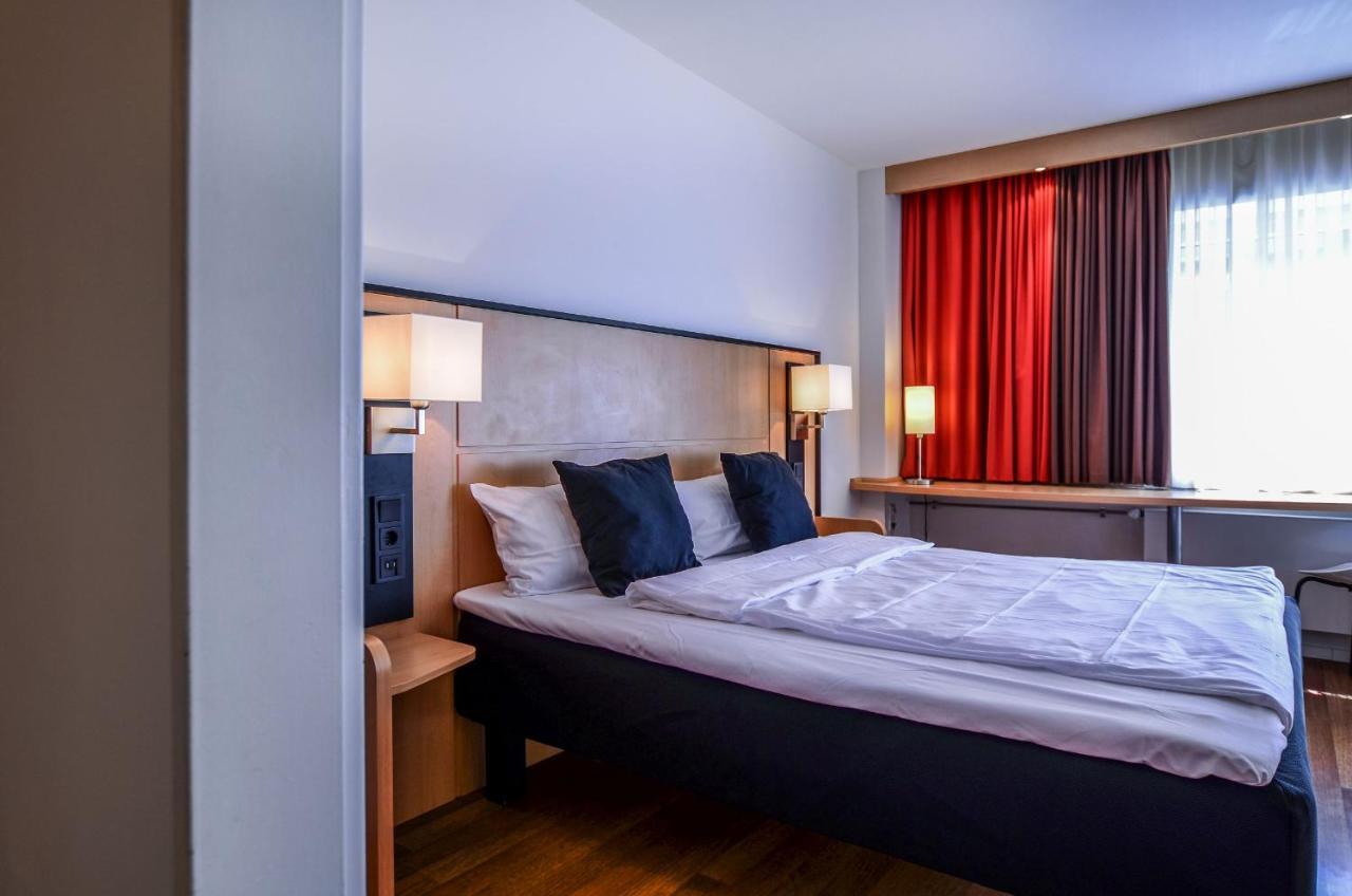 Stay Lev Hotel Леверкузен Екстериор снимка